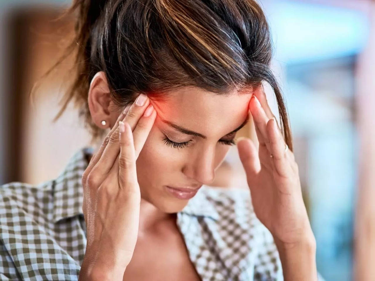 Πονοκέφαλος: Πώς συνδέεται με τη ζέστη