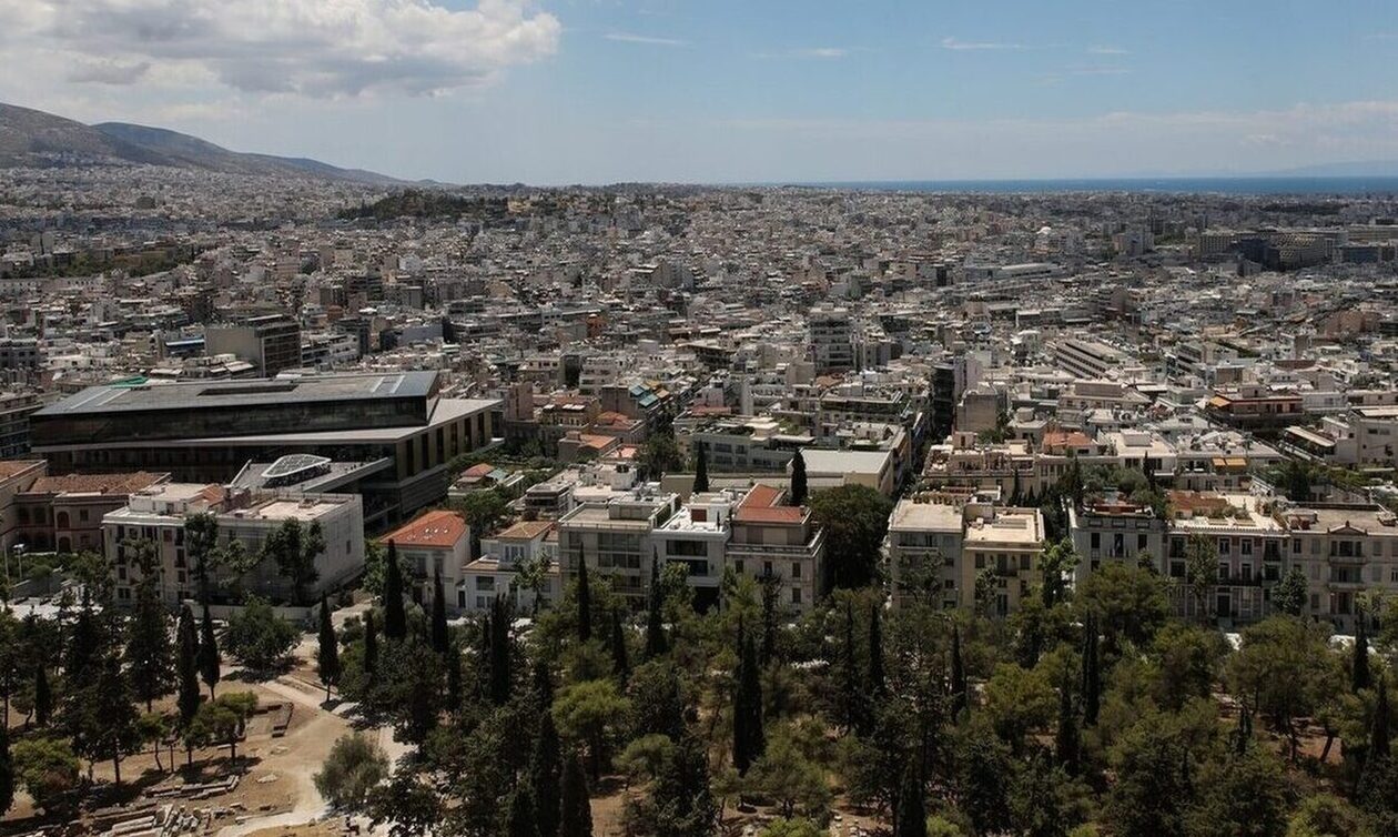 Τριπλή παρέμβαση στη φορολογία των ακινήτων από τη νέα κυβέρνηση