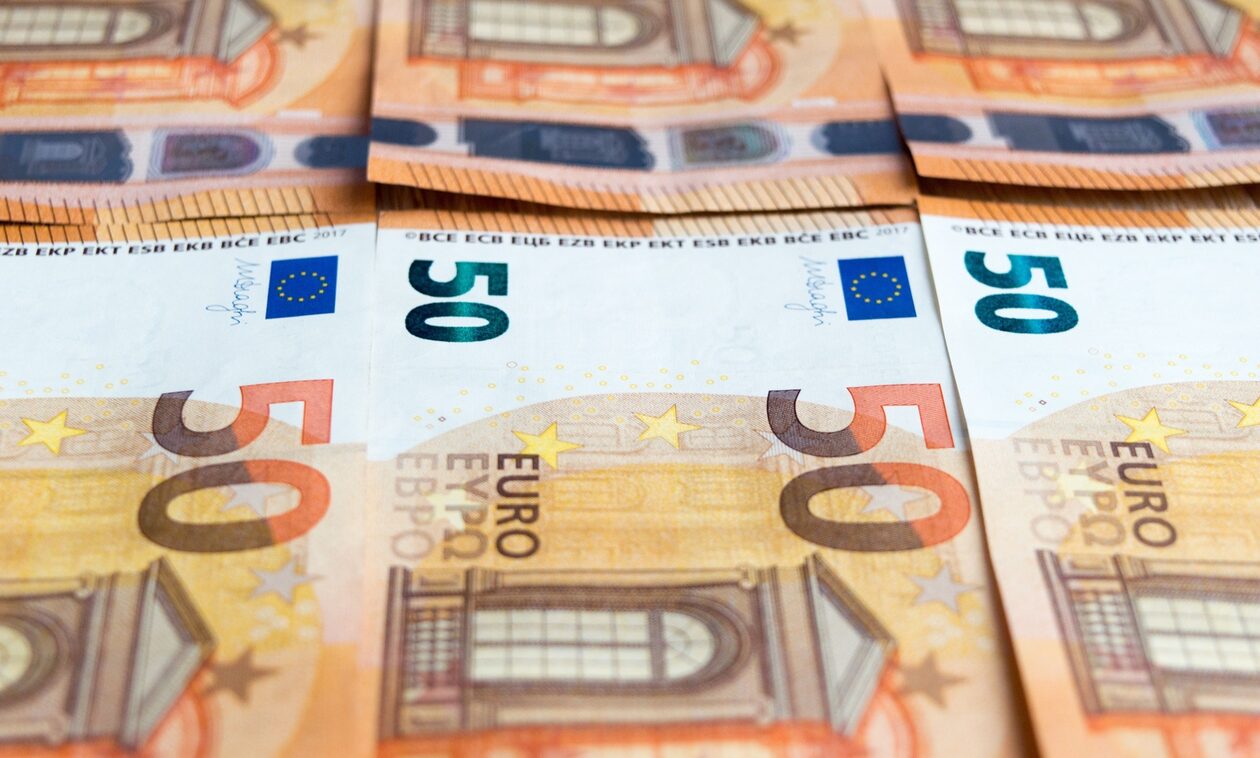 Τυχερός στην ατυχία του νεαρός Ουκρανός πρόσφυγας – Κέρδισε 500.000 ευρώ παίζοντας «ξυστό»