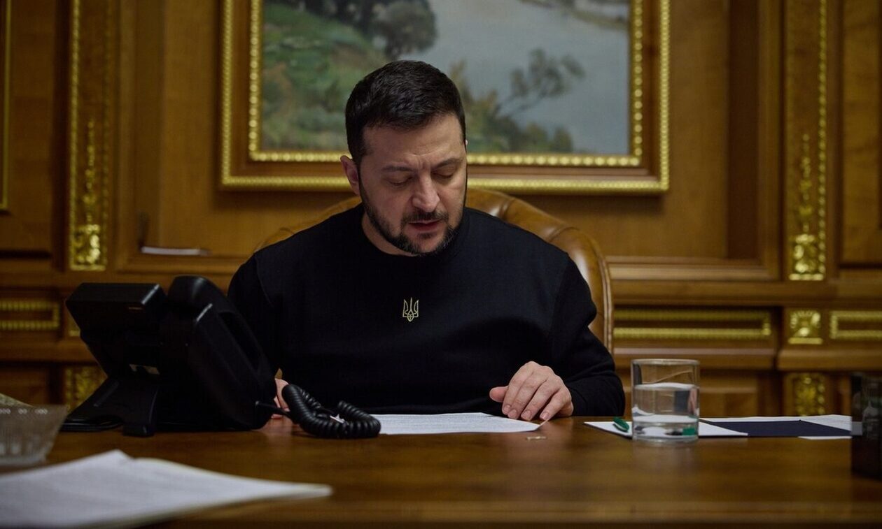 Ο Ζελένσκι αποκλείει κάθε διαπραγμάτευση με τη Ρωσία που «προσπαθεί να εξαπατήσει τον κόσμο»