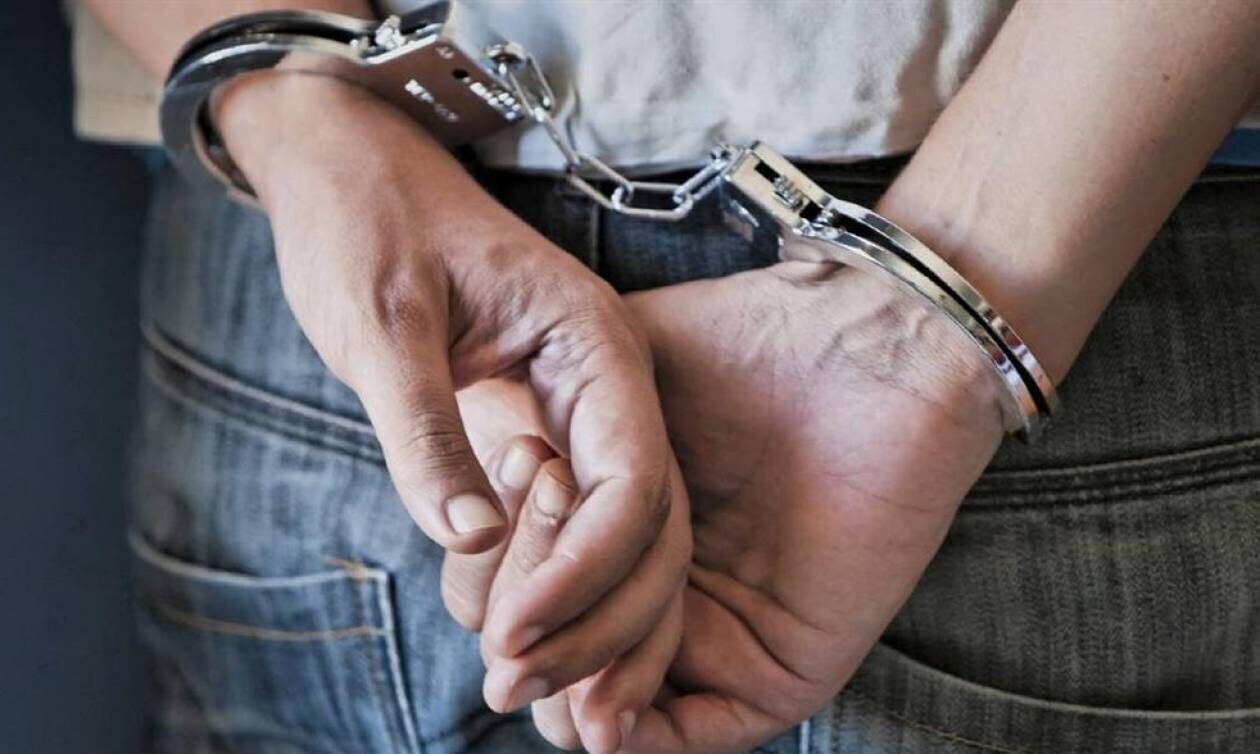 Συνελήφθη ο παλαίμαχος ποδοσφαιριστής Θοδωρής Αρμύλαγος για απάτες με αγοραπωλησίες οικοπέδων