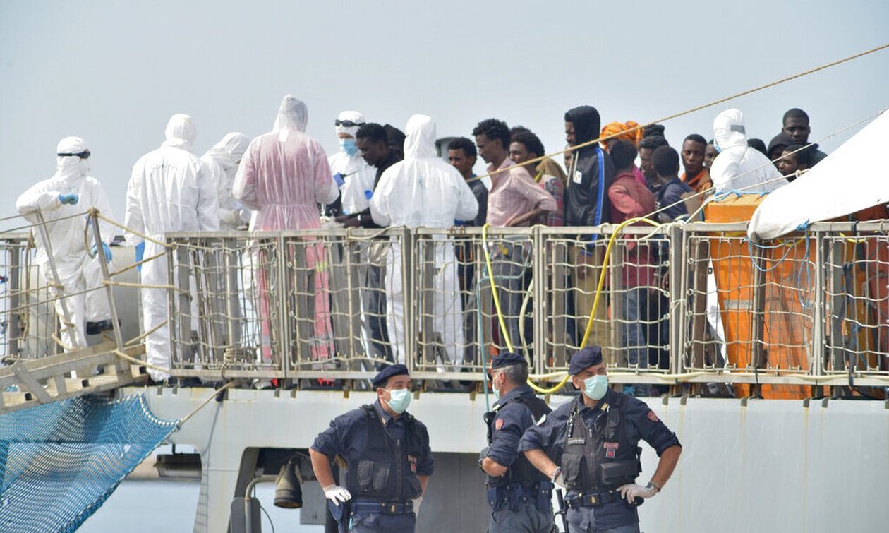 Μετανάστευση: Οι «υπόγειοι τραπεζίτες» της διακίνησης ανθρώπων – Τα ποσά της ντροπής και το «hawala»