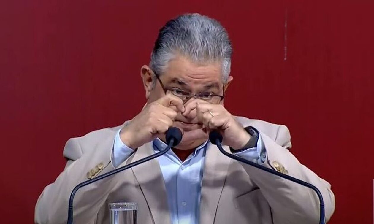 Δημήτρης Κουτσούμπας: «Τρόλαρε» την καρδούλα της Ζωής Κωνσταντοπούλου