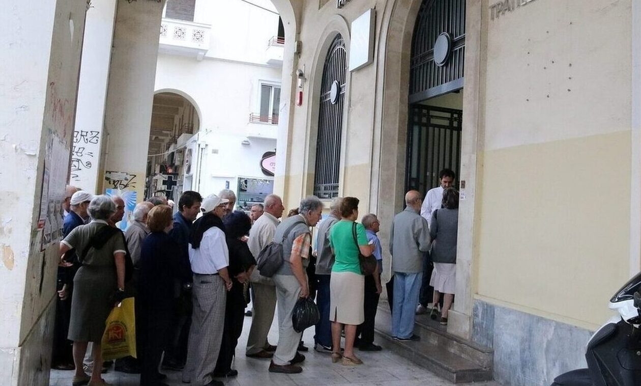 Ακόμα πιο γρήγορα θα εκδίδονται οι συντάξεις των δημοσίων υπαλλήλων