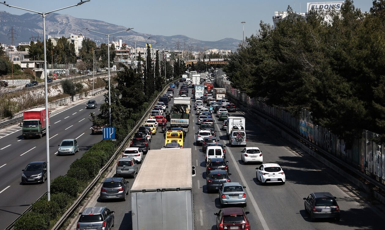 Κίνηση τώρα: Αυξημένη η κίνηση στον Κηφισό – Πού εντοπίζονται τα σημαντικότερα προβλήματα