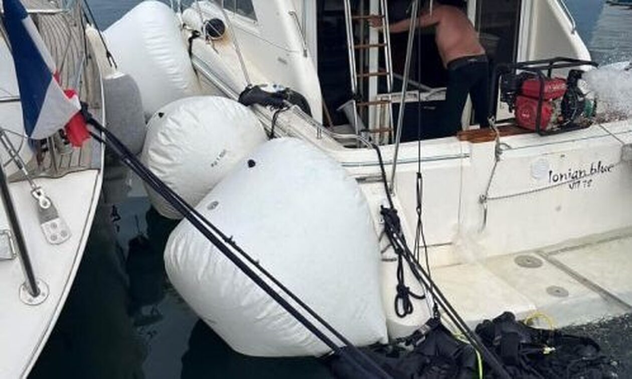 Πρέβεζα: Περαστικοί είδαν σκάφος να βυθίζεται – Δύτες το ανέλκυσαν