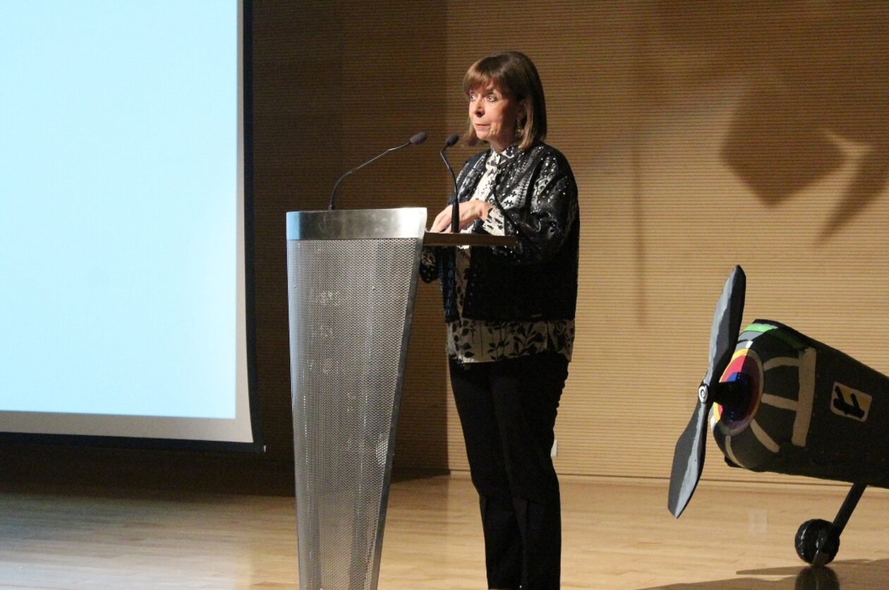 Σακελλαροπούλου στη γιορτή της «Κιβωτού»: «Δεν θα μιλήσω για το παρελθόν, το έχουμε αφήσει πίσω μας»