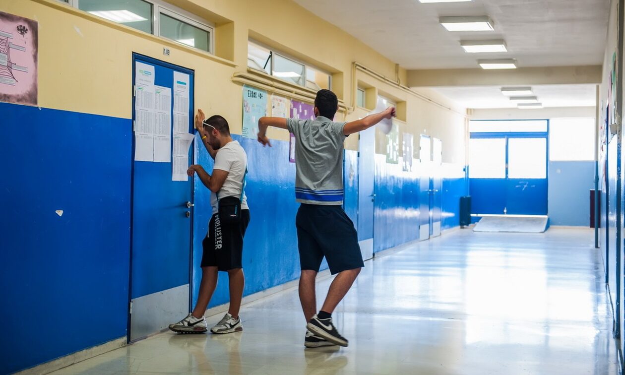 Πανελλήνιες 2023: Αντίστροφη μέτρηση για την ανακοίνωση των βαθμολογιών