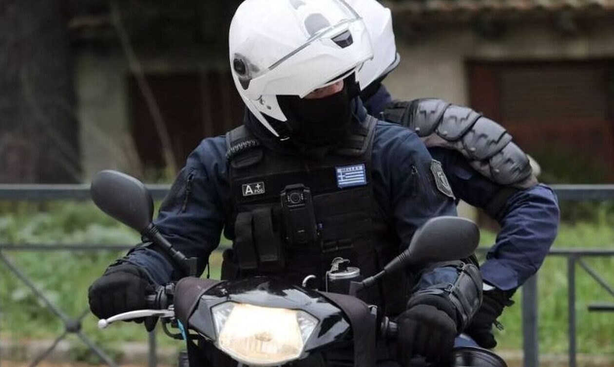 Βόλος: Εφιάλτης για ηλικιωμένους – Τους πλάκωνε στο ξύλο η κόρη τους για ναρκωτικά