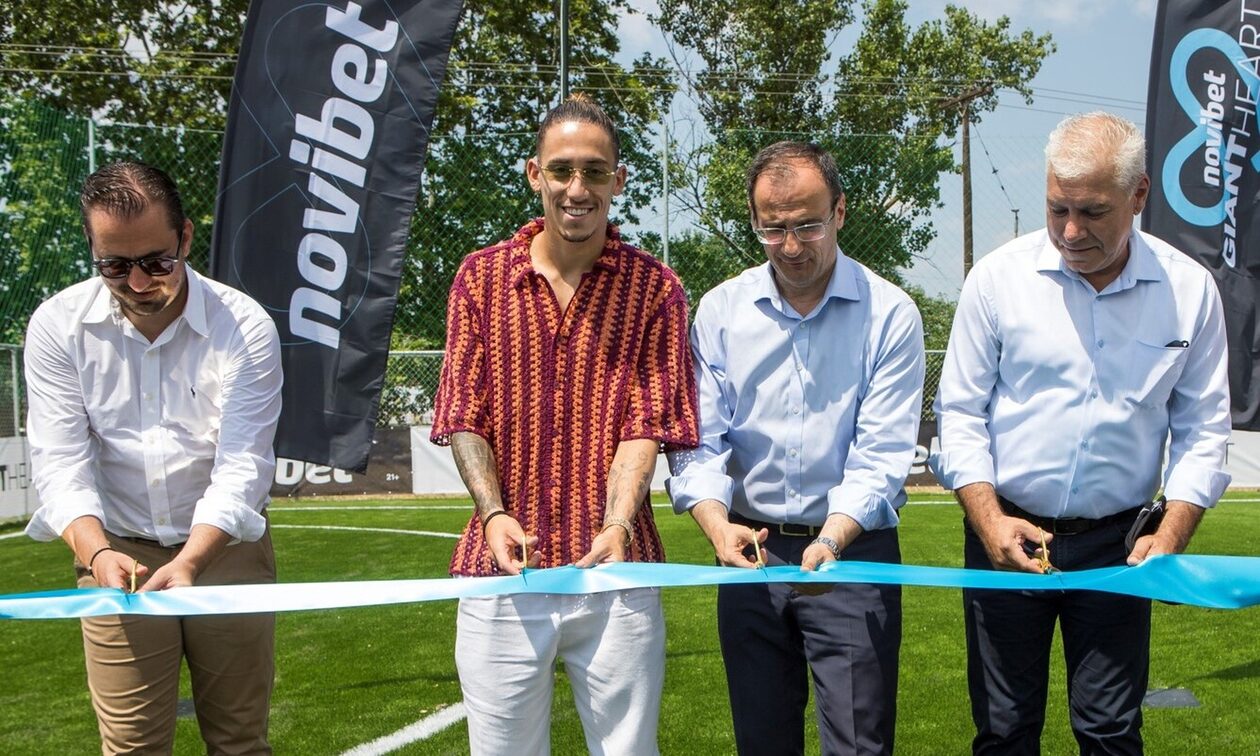 Η Novibet παραδίδει στους πολίτες των Σερρών το νέο γήπεδο ποδοσφαίρου «Κώστας Τσιμίκας»
