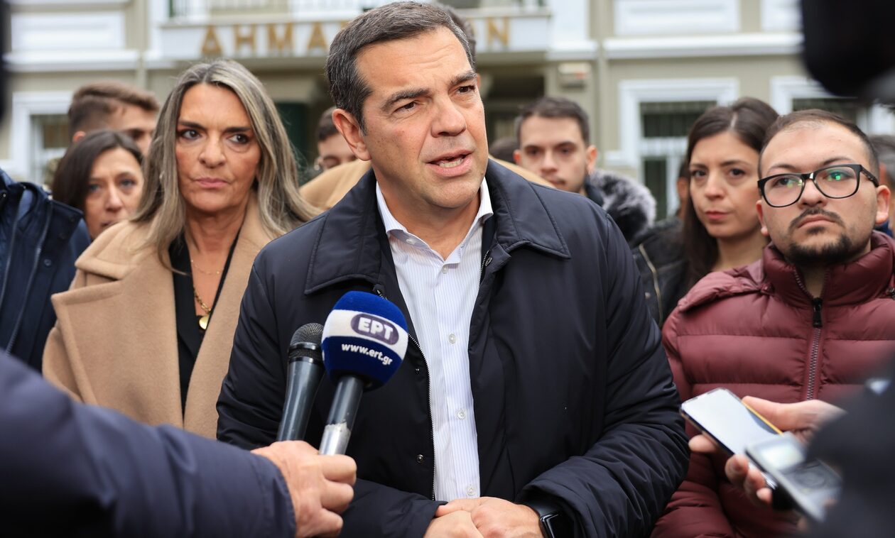 ΣΥΡΙΖΑ: Κρίσιμη συνεδρίαση για το μέλλον του κόμματος – Ανοίγει τα χαρτιά του ο Αλέξης Τσίπρας