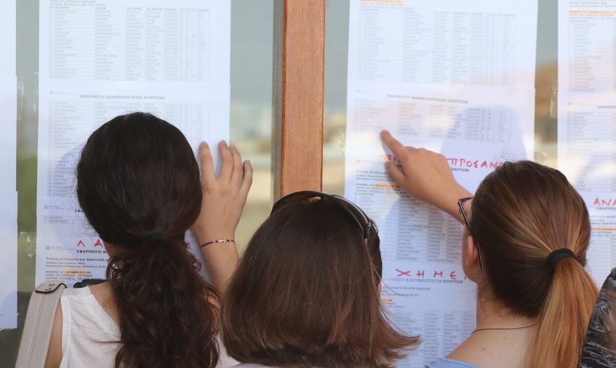 Πανελλήνιες: Πτυχίο Νομικής και τώρα Ιατρική – Ο σεφ που διάβαζε στις κουζίνες και το όνειρο ζωής