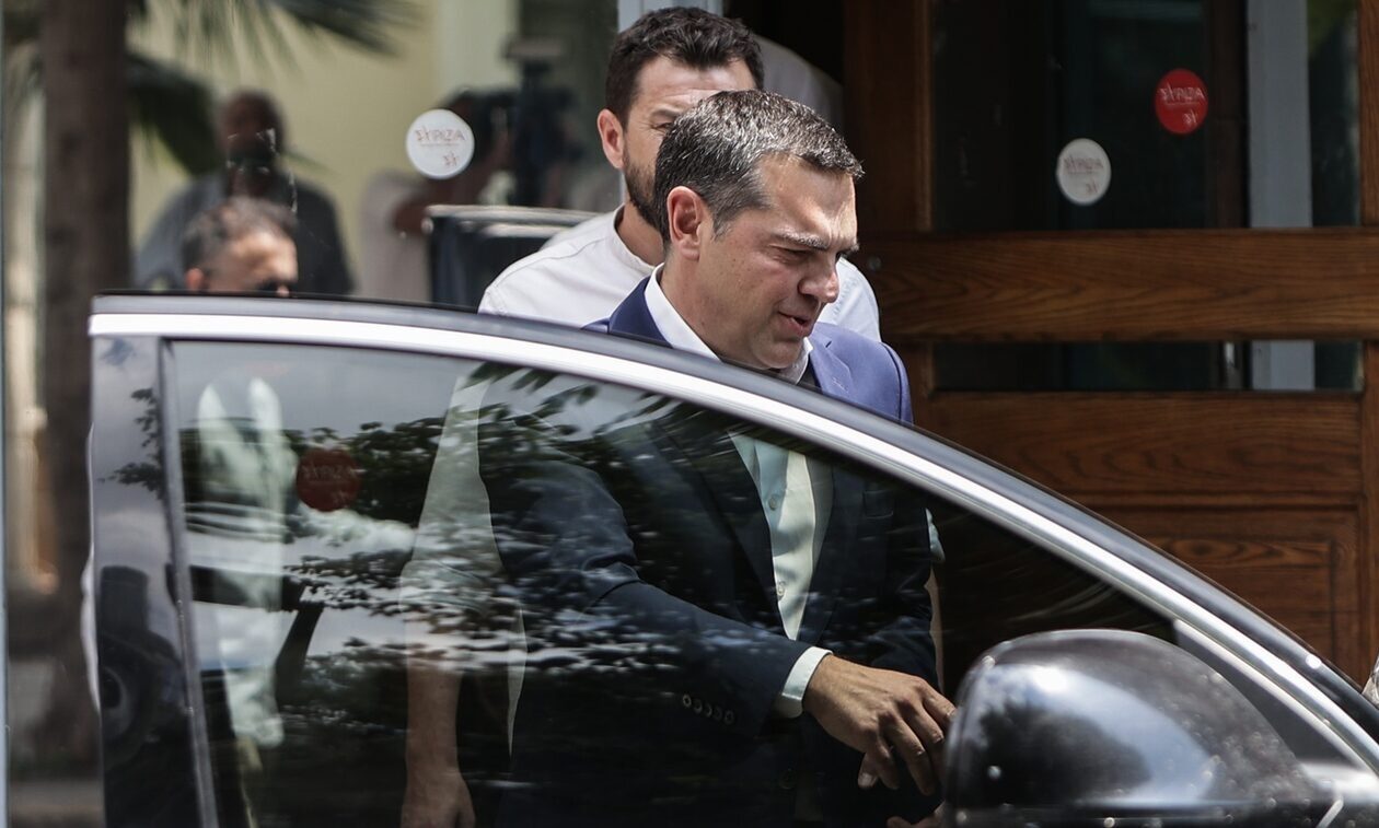 Πώς διαβάζουν σε ΝΔ και ΠΑΣΟΚ την παραίτηση Τσίπρα; Όλο το παρασκήνιο