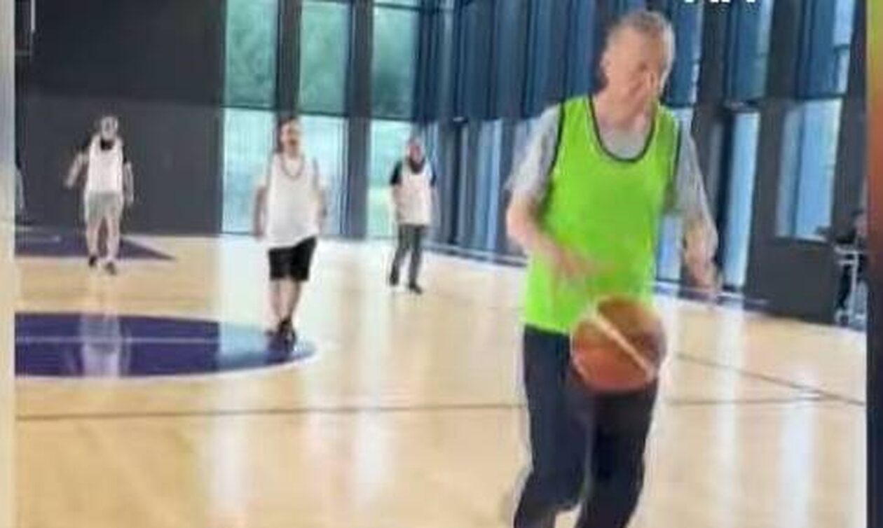Τουρκία: Μπάσκετ με βουλευτές του κόμματός του παίζει ο Ερντογάν