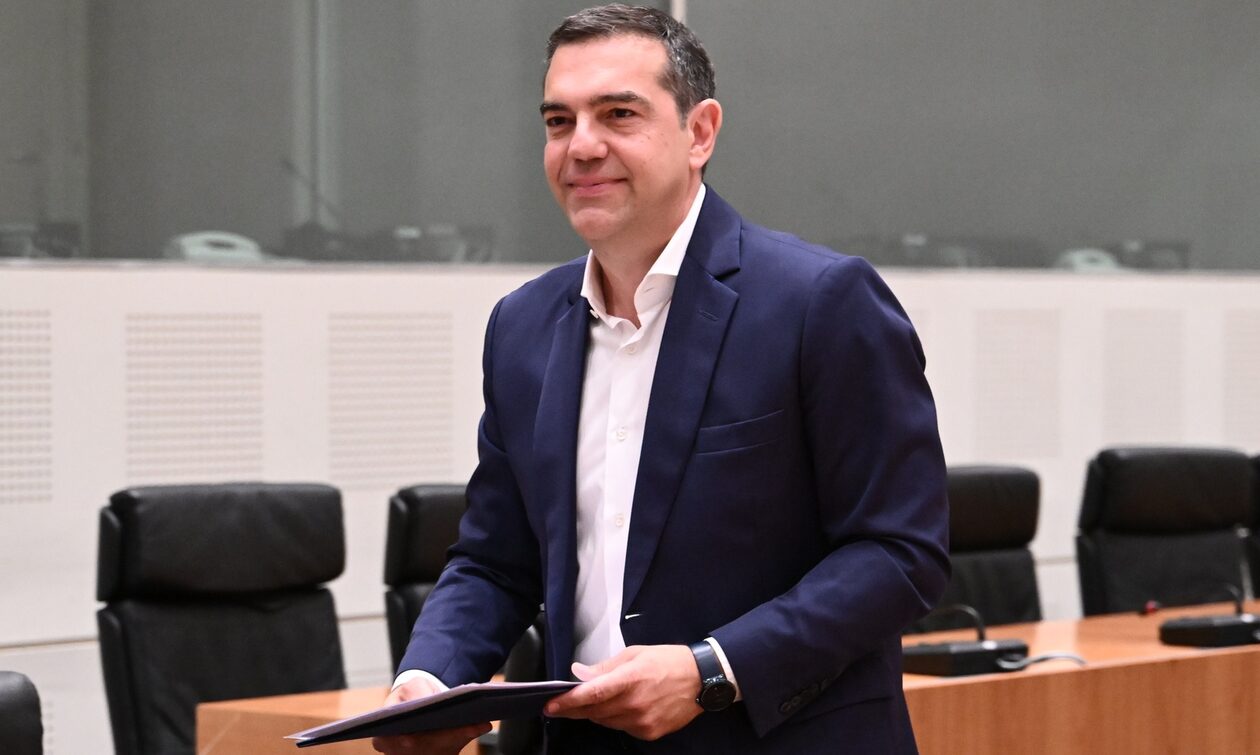 Δημοσκόπηση GPO: Κατά της παραίτησης Τσίπρα το 76,3% των ψηφοφόρων του ΣΥΡΙΖΑ