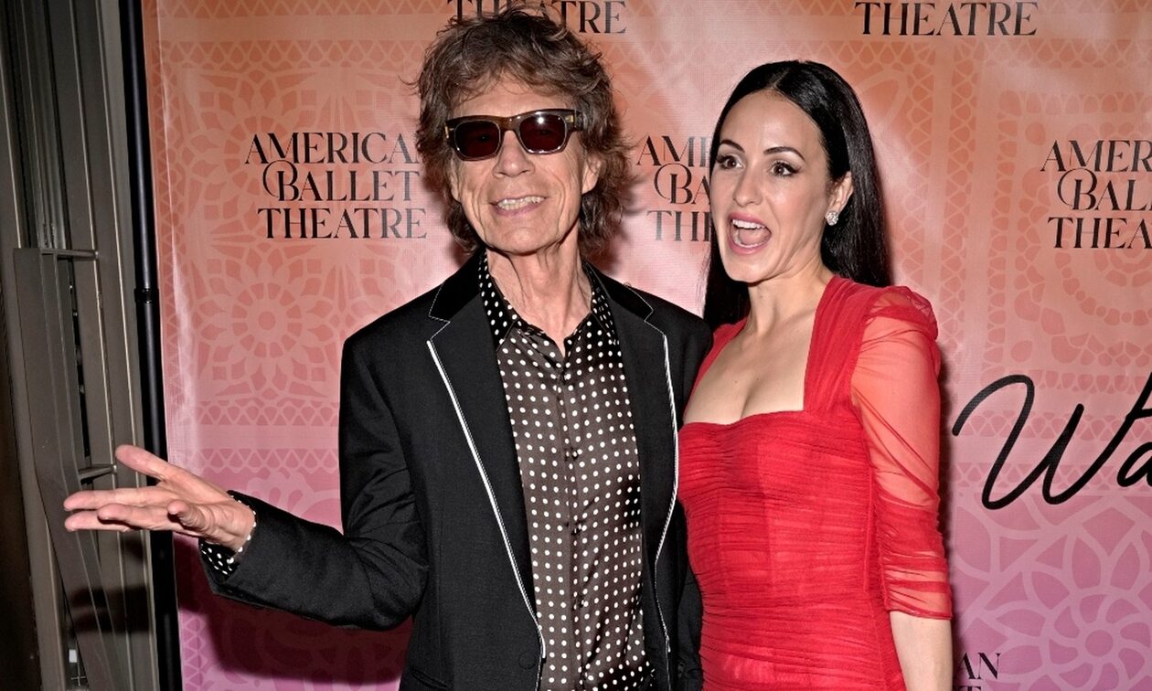 Ο Μικ Τζάγκερ αρραβωνιάστηκε για τρίτη φορά – Ποια είναι η 43 χρόνια μικρότερη σύντροφός του