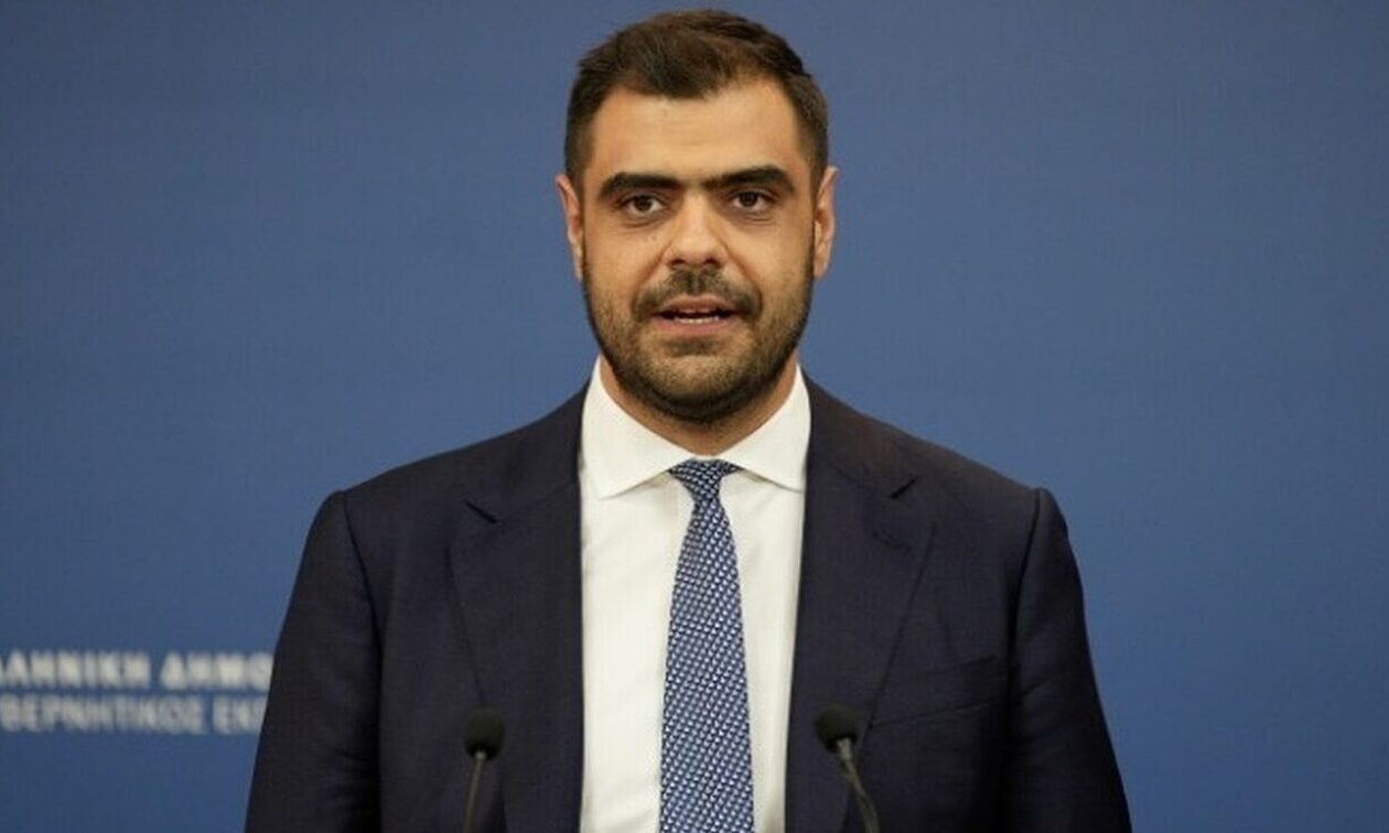 LIVE – Παύλος Μαρινάκης: Πρεμιέρα στην ενημέρωση των πολιτικών συντακτών
