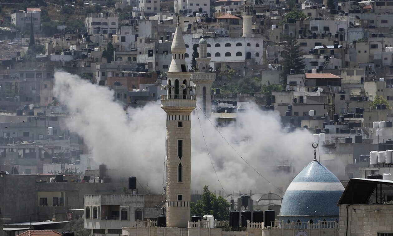 Δυτική Όχθη: Τουλάχιστον 9 νεκροί και δεκάδες τραυματίες στη χειρότερη επιδρομή εδώ και χρόνια