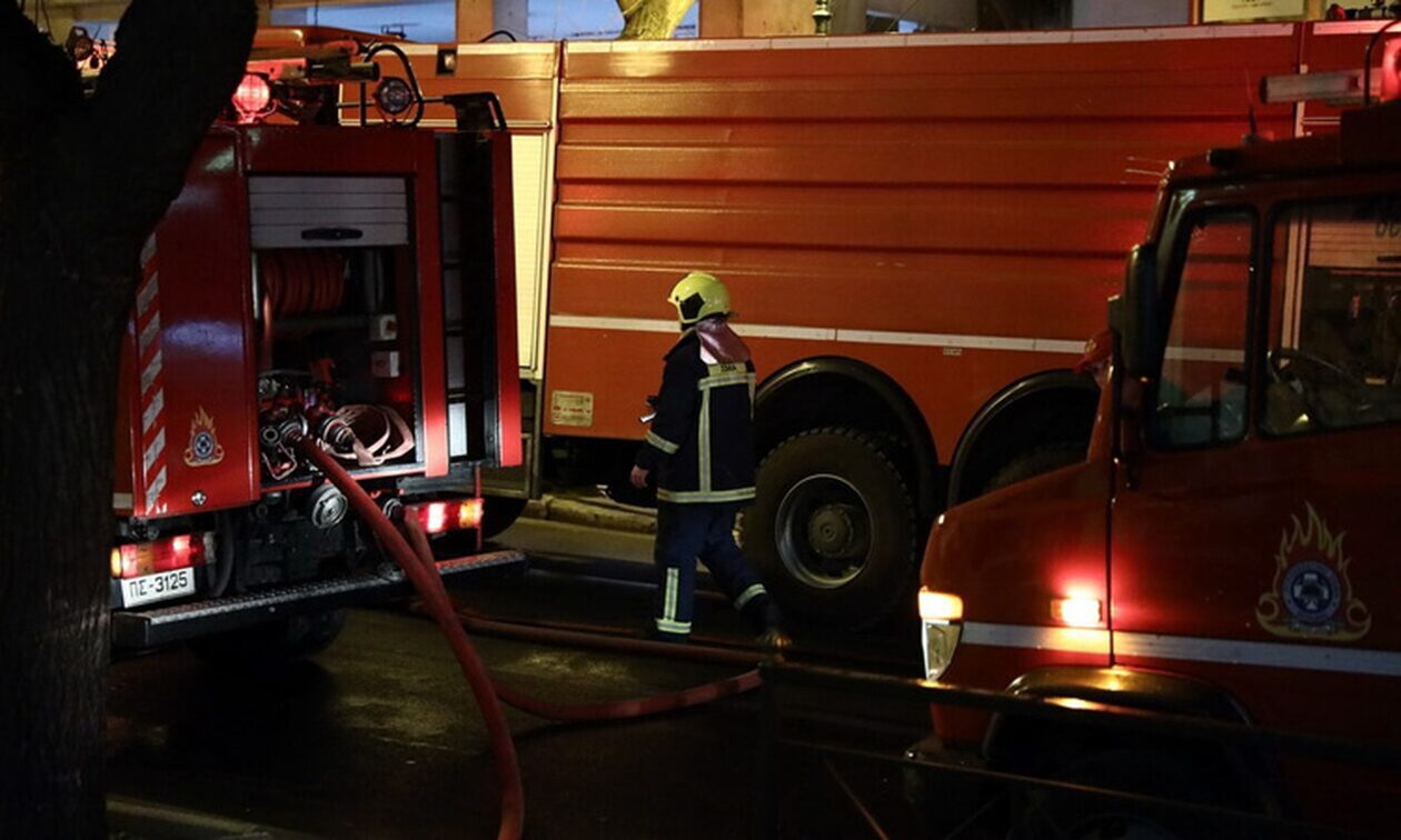 Έψηνε μπριζόλες στο μπαλκόνι και οι γείτονες κάλεσαν την Πυροσβεστική