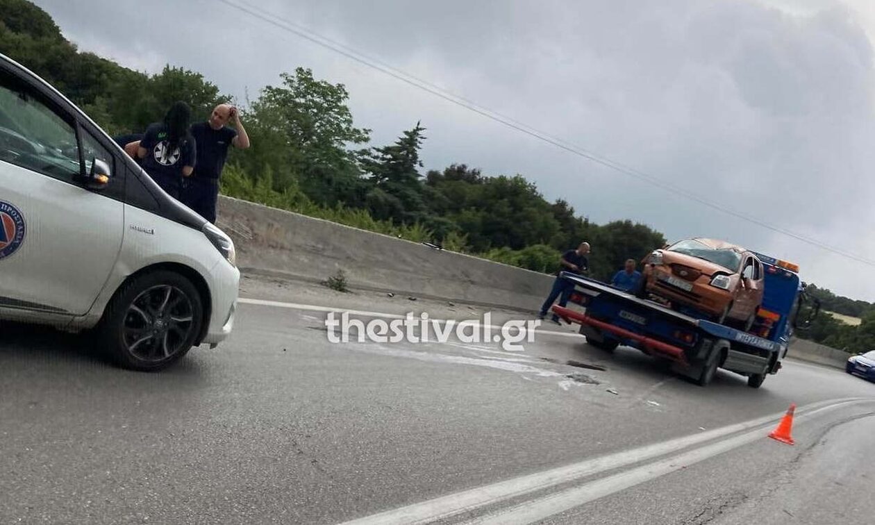Θεσσαλονίκη: Σύγκρουση νταλίκας με ΙΧ – Ένας τραυματίας