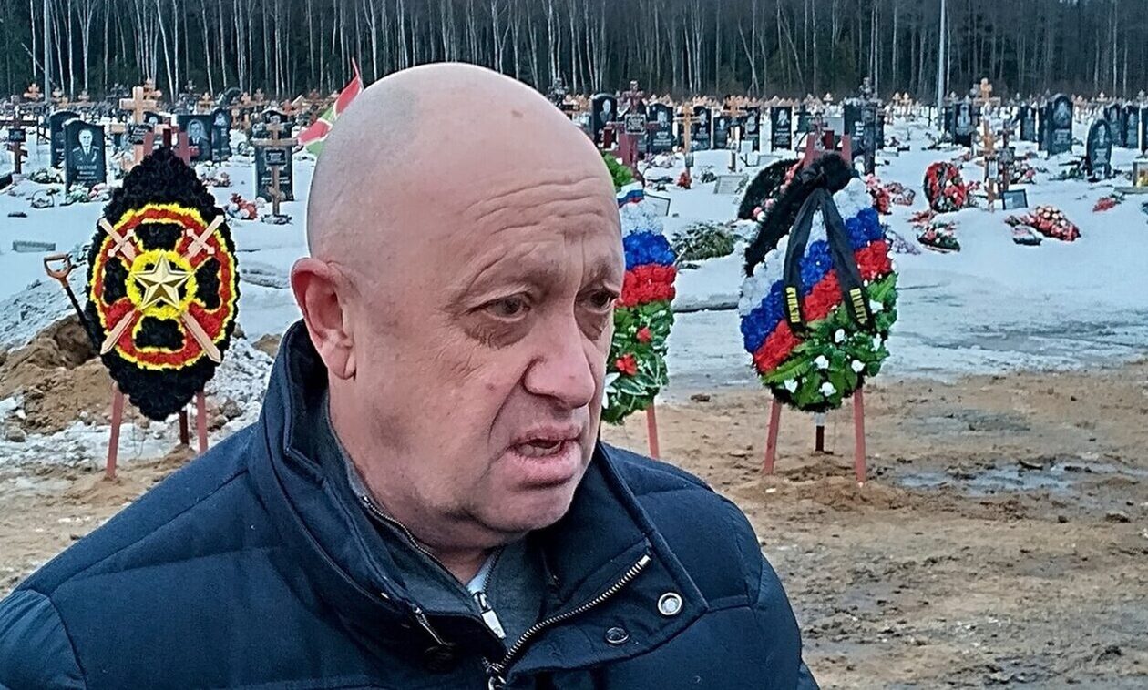 Έφοδος στο «παλάτι» του Πριγκόζιν: Βρέθηκαν τεράστια χρηματικά ποσά, περούκες και άλλα… περίεργα