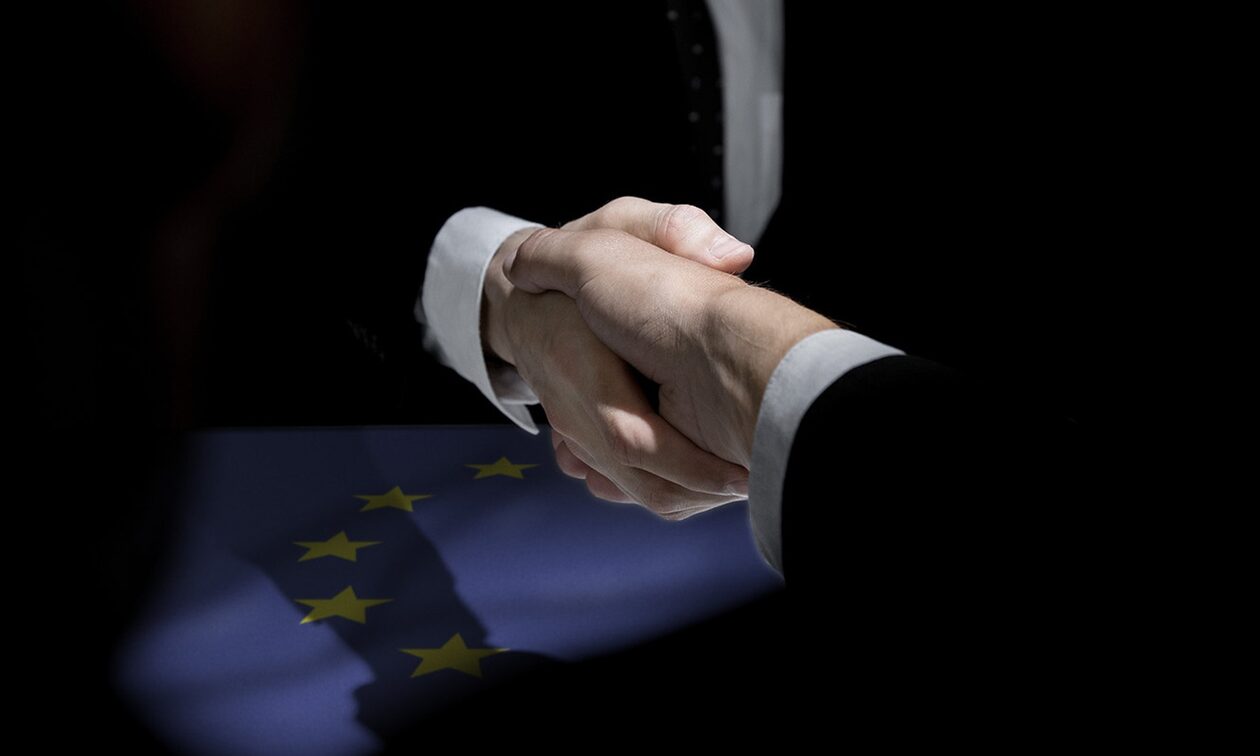 Ευρωβαρόμετρο: Αυξάνεται η ανησυχία πολιτών και επιχειρήσεων για τη διαφθορά