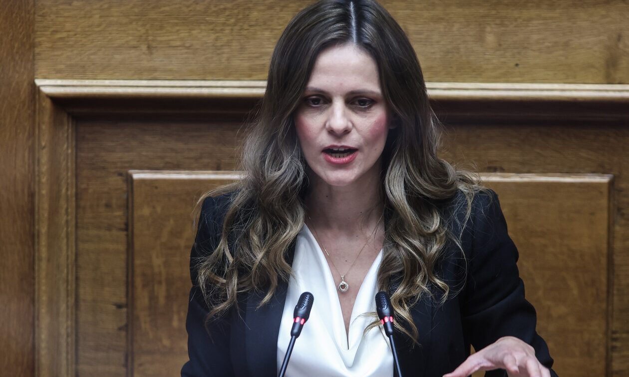 Έφη Αχτσιόγλου: Ο ρόλος του ΣΥΡΙΖΑ πιο πολύτιμος από ποτέ σήμερα