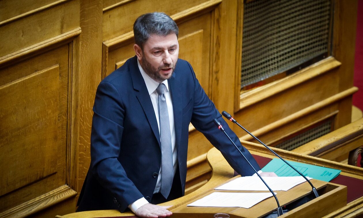 Νίκος Ανδρουλάκης: Μονότονος και μονοθεματικός ξανά στη Βουλή