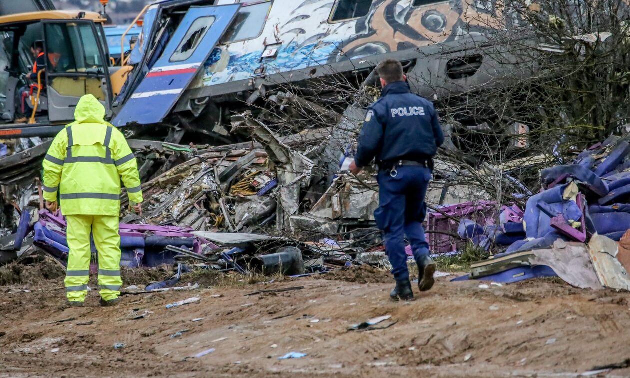 Τέμπη: Στον ανακριτή σήμερα ο Διευθυντής Διεύθυνσης Συντήρησης του ΟΣΕ για την τραγωδία