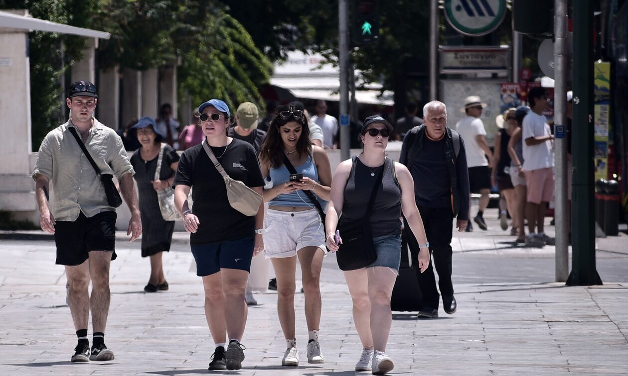 Καύσωνας Κλέων: Οι συμβουλές των πνευμονολόγων για προστασία από την ακραία ζέστη