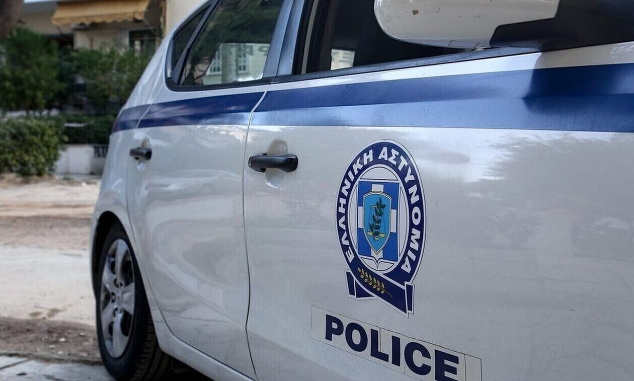 Θεσσαλονίκη: Χειροπέδες σε 23χρονο που κρατούσε και εκβίαζε 4 γυναίκες