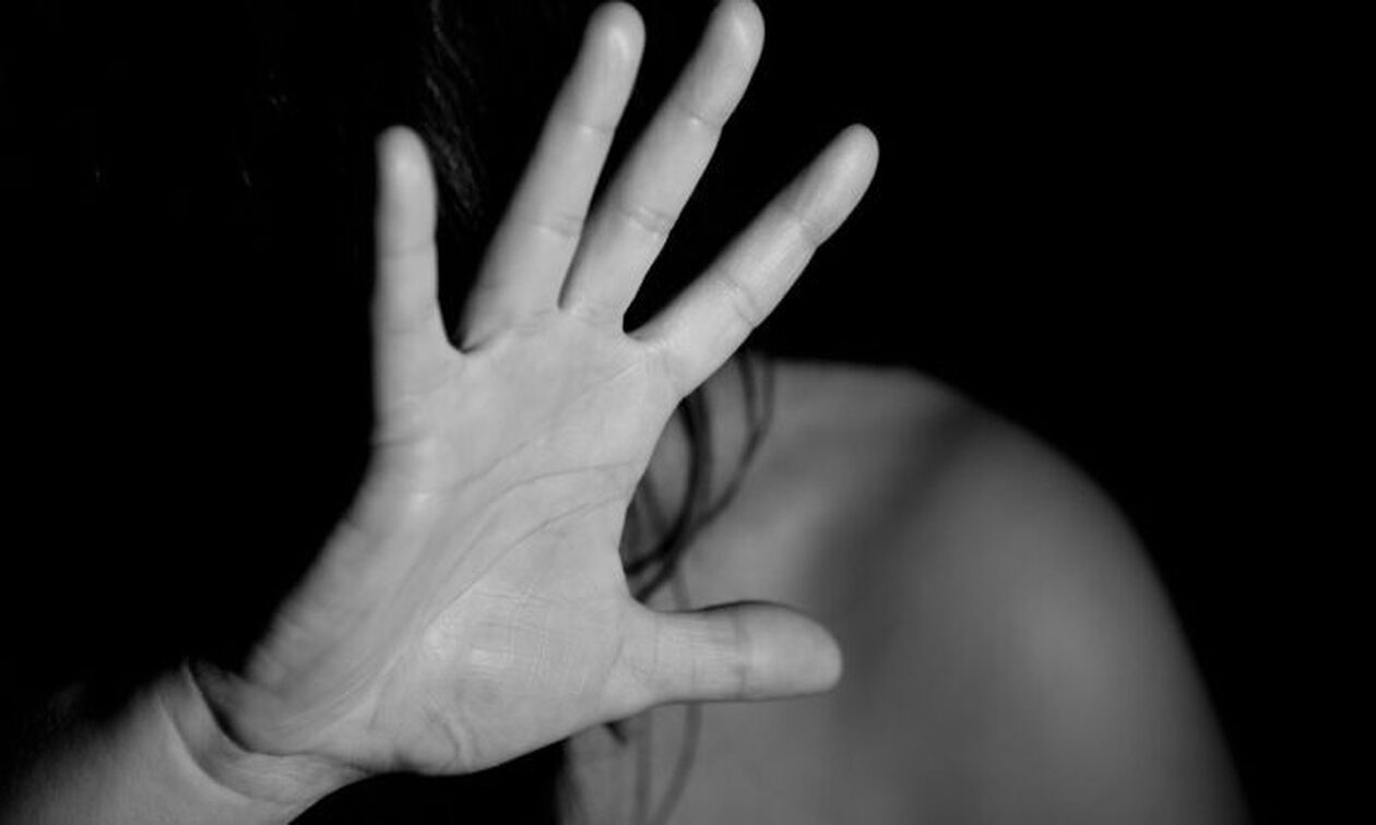 Βόλος: Άνδρας τρομοκρατούσε γυναίκες και απειλούσε να τις δείρει με ζώνη