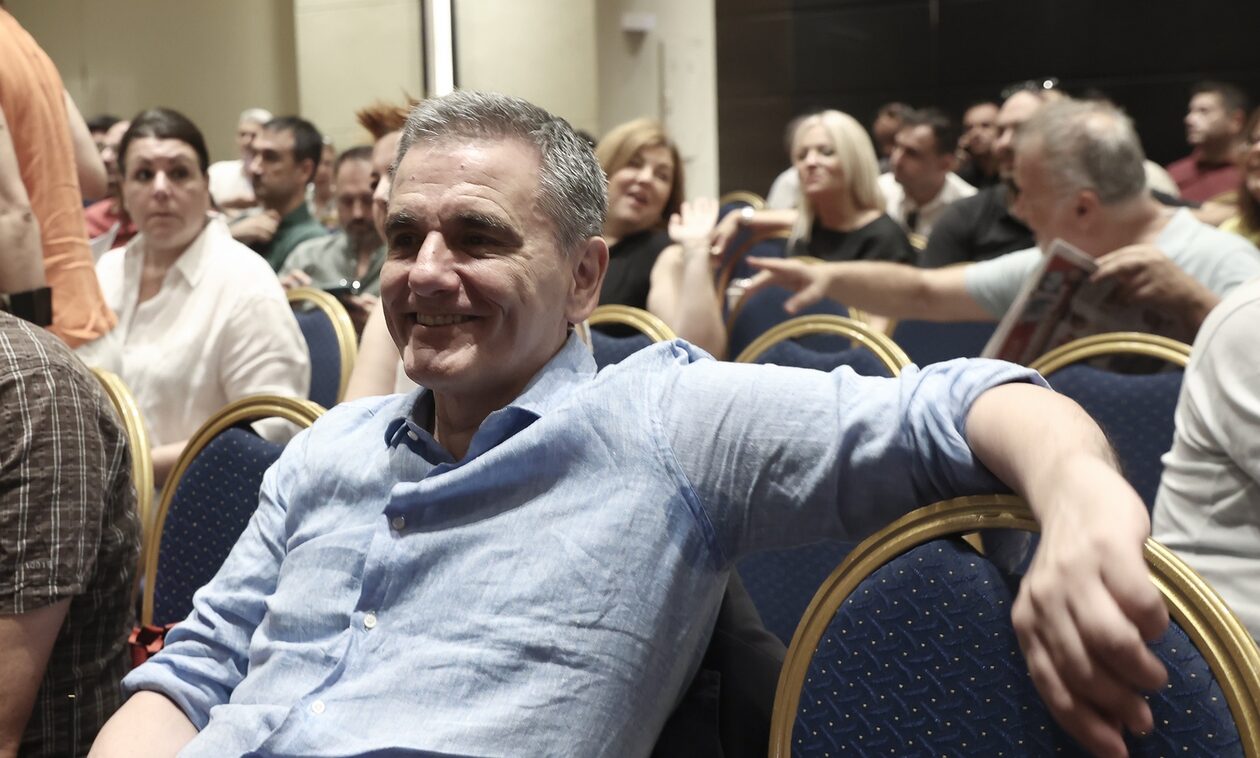 Tσακαλώτος: Ο ΣΥΡΙΖΑ να έχει σταθερή και αξιόπιστη ταυτότητα