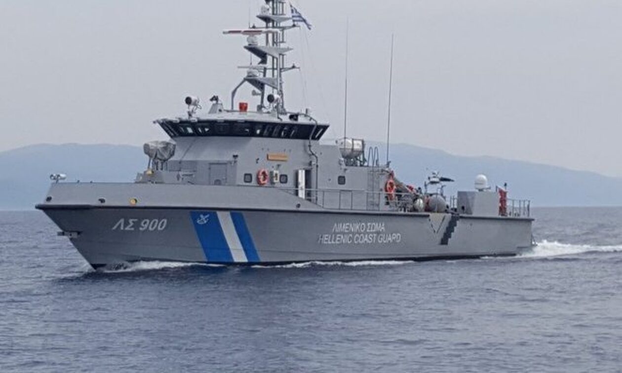 Μυτιλήνη: Επιχείρηση σωτηρίας 8 αλλοδαπών από το Λιμενικό