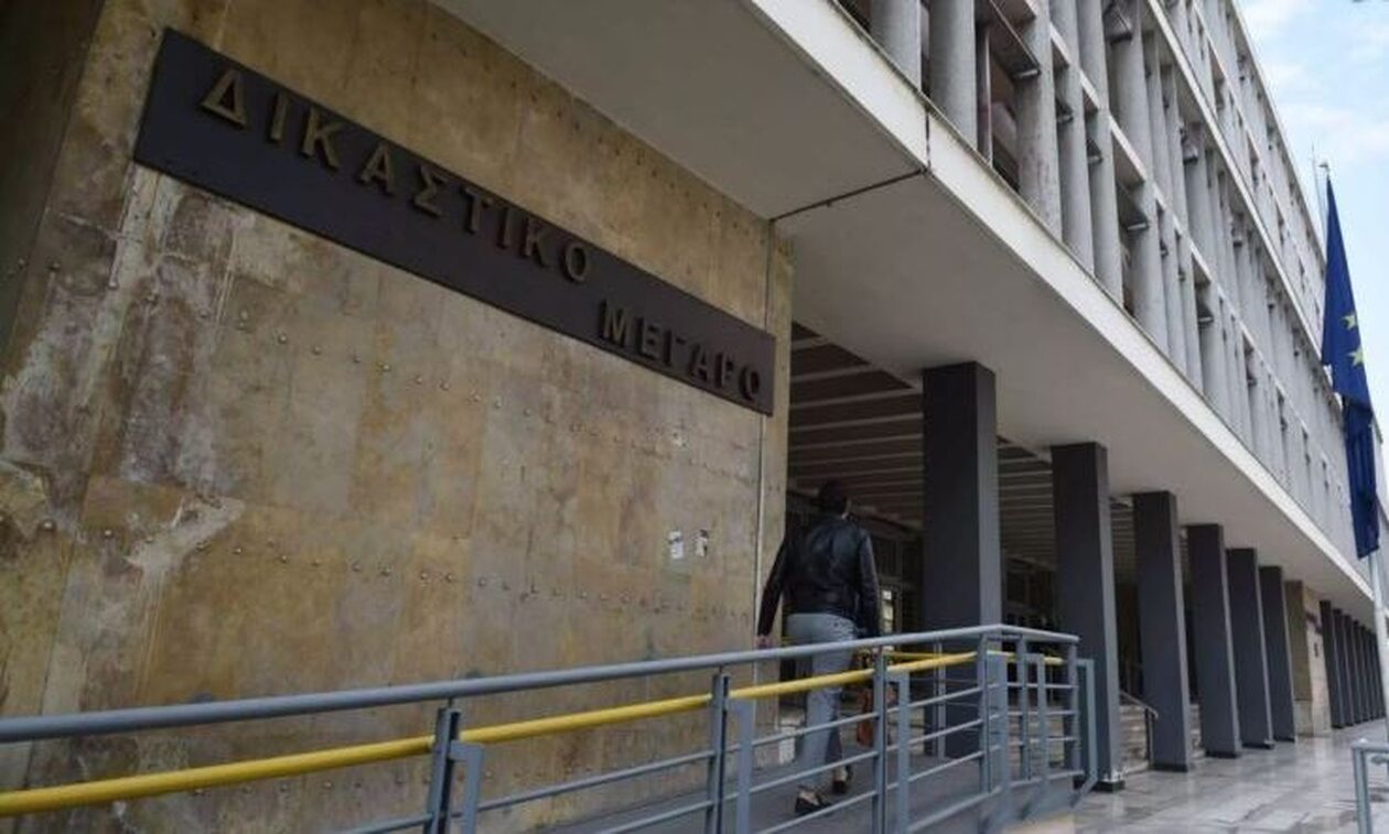 Θεσσαλονίκη: Ελεύθερος υπό όρους ο γιατρός που κατηγορείται για θάνατο 14χρονης