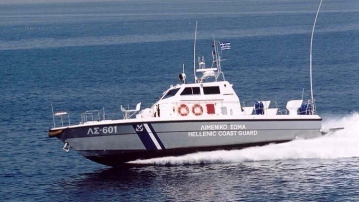 Λιμενικό για φωτιές: Σε ετοιμότητα σκάφη για την παροχή συνδρομής εάν χρειαστεί