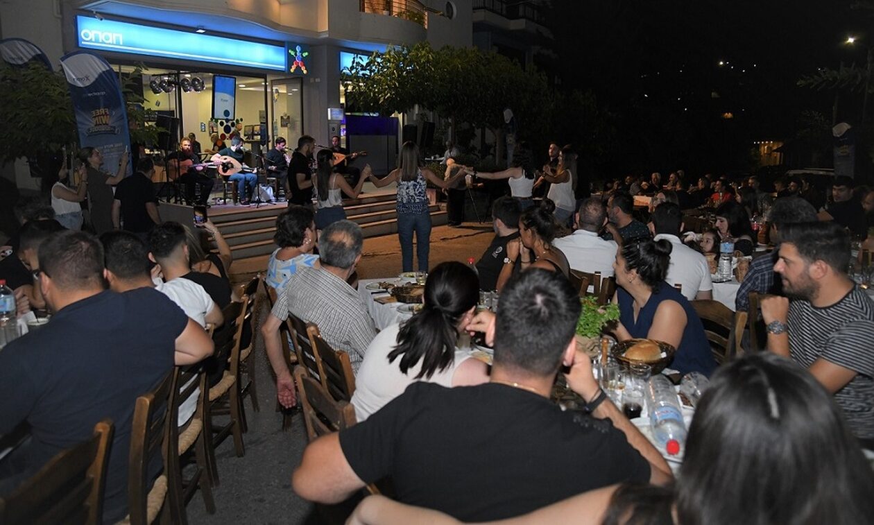 Κρητικό FREEWIN γλέντι στα Ανώγεια