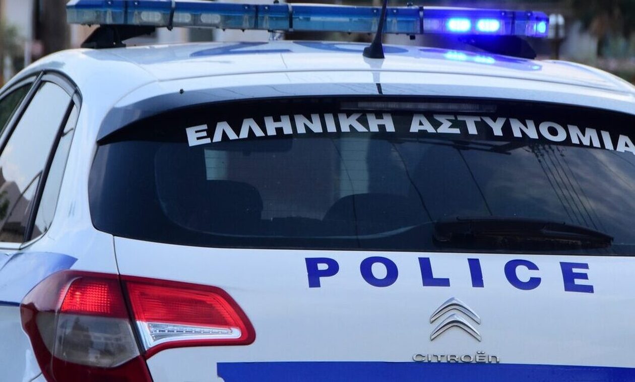 Ηράκλειο: Δράστης παίζει θέατρο σε ηλικιωμένη και της αποσπά 100 ευρώ