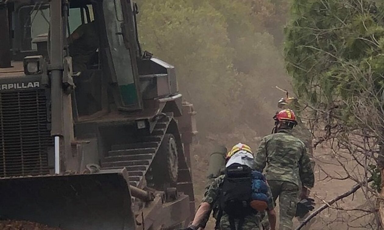 «Readιnes» για 7.500 στρατιωτικούς: Επιτηρούν το Σαββατοκύριακο για πυρκαγιές με χρήση drone