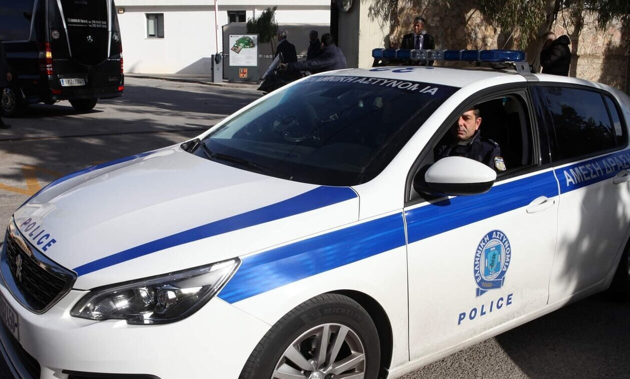 Χανιά: Γυναίκα απειλούσε να πέσει από κτήριο