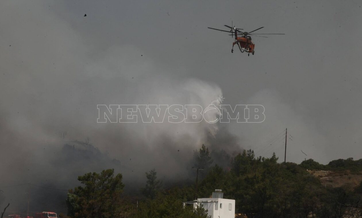 Φωτιά στη Ρόδο: Μήνυμα 112 στις περιοχές Γεννάδι και Βατί για εκκένωση προς Κιοτάρι