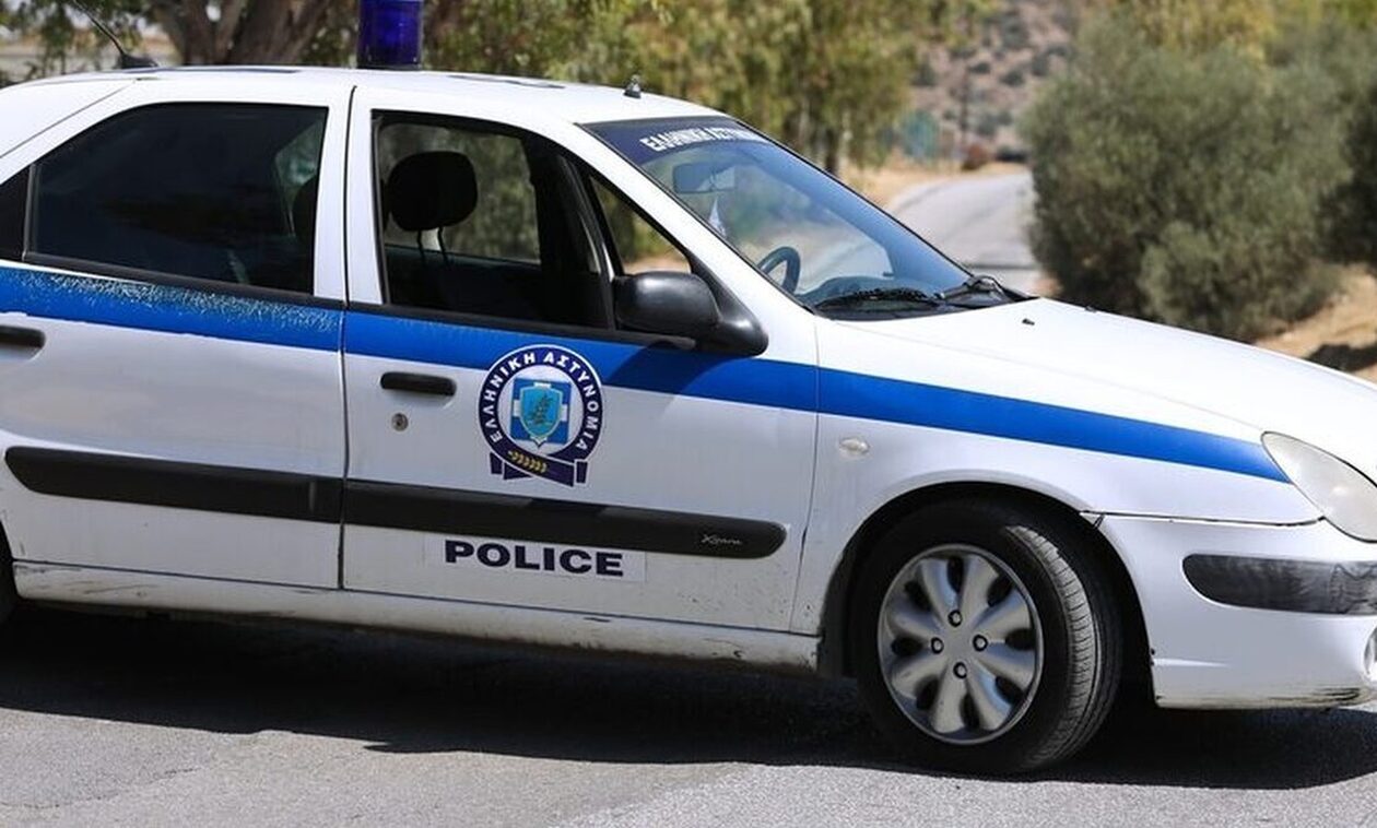 Χανιά: 42χρονος απείλησε τη σύζυγό του με μαχαίρια μπροστά στον 3χρονο παιδί τους