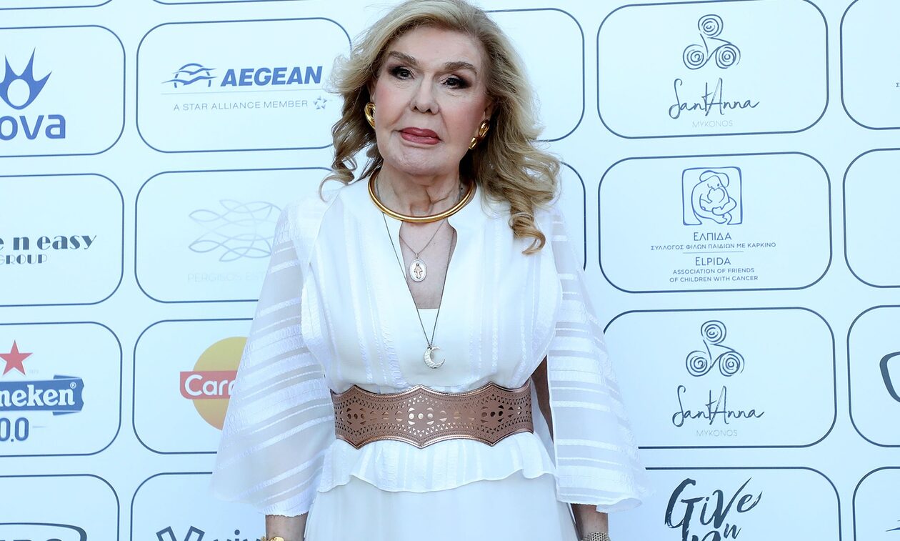 Μαριάννα Βαρδινογιάννη: Η ελληνική showbiz την αποχαιρετά – «Σύμβολο, κίνητρο, πηγή έμπνευσης»
