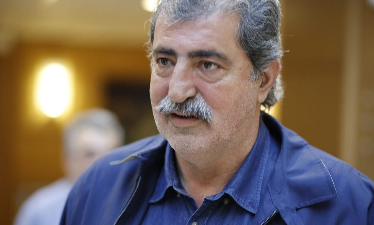 Δεν βάζει μυαλό ο Πολάκης, τα «καρφιά» στην Αχτσιόγλου και οι βολές σε δημοσιογράφους