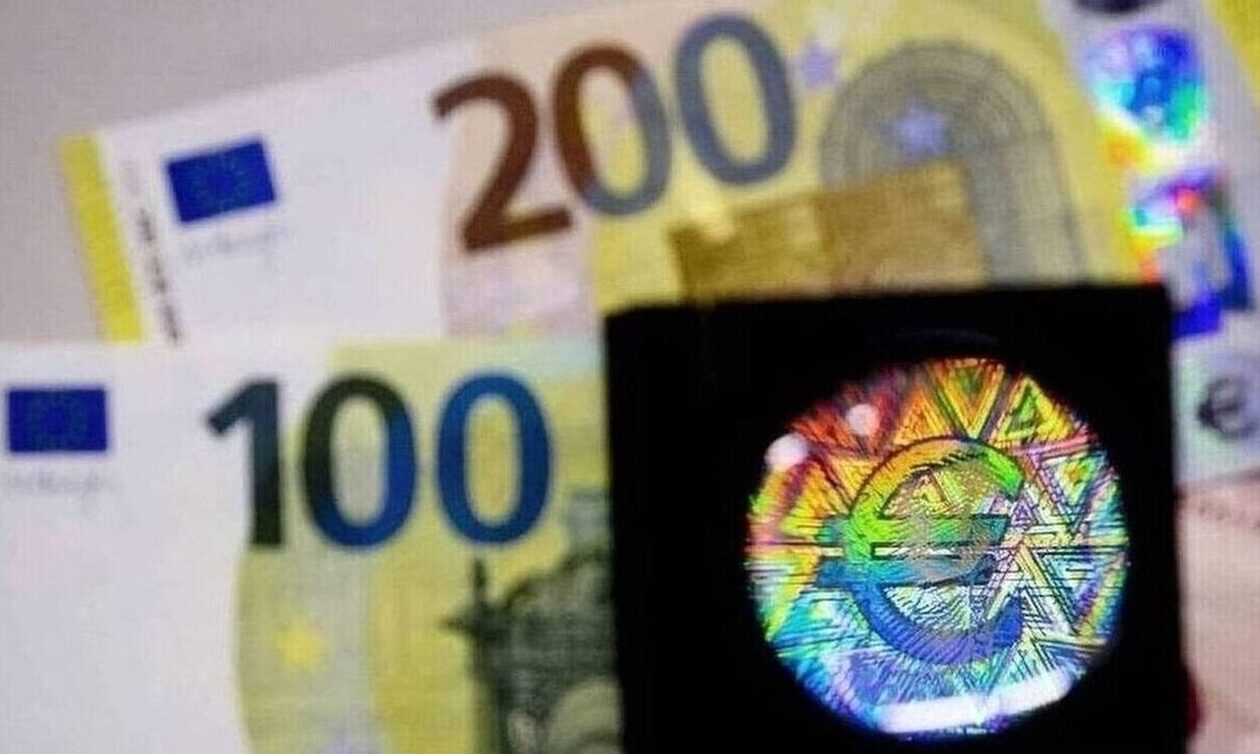 Στα επίπεδα του 2011 οι αποταμιεύσεις των ελληνικών νοικοκυριών