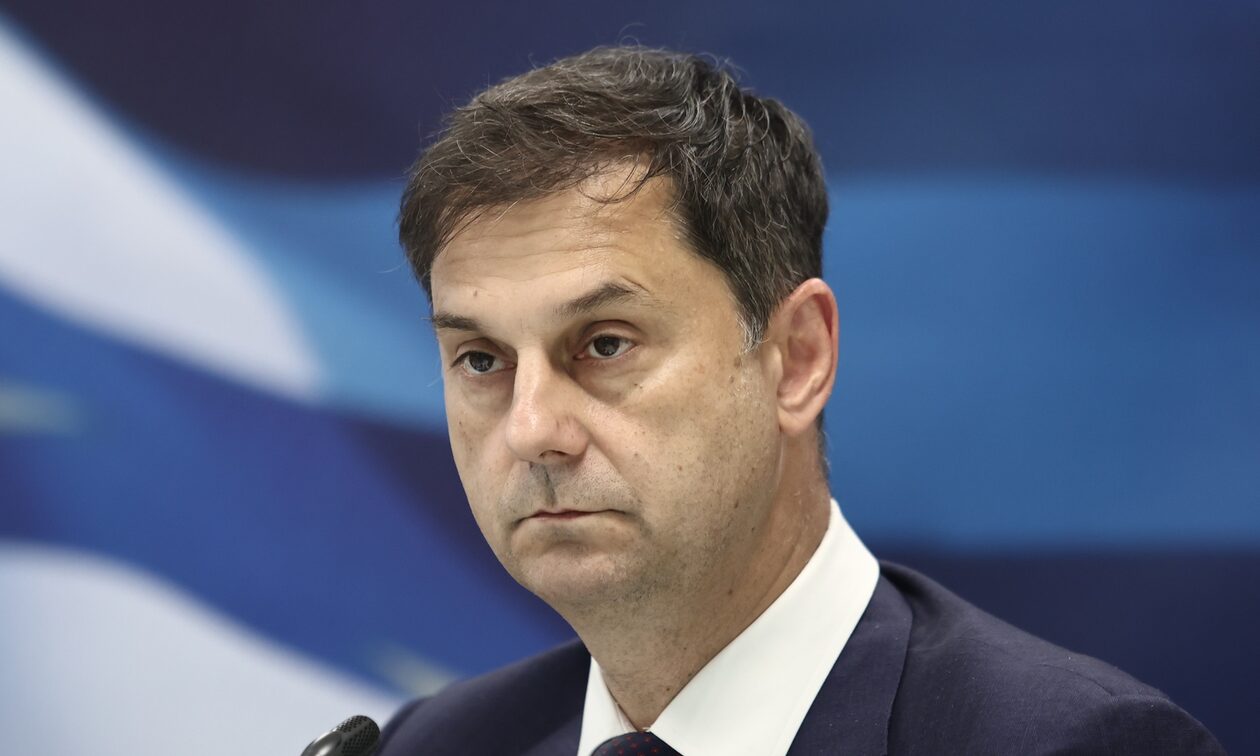 Θεοχάρης: Όποιος δεν ψηφίζει το σ/ν δεν δίνει τα 4,4 δισ. ευρώ στον ελληνικό λαό