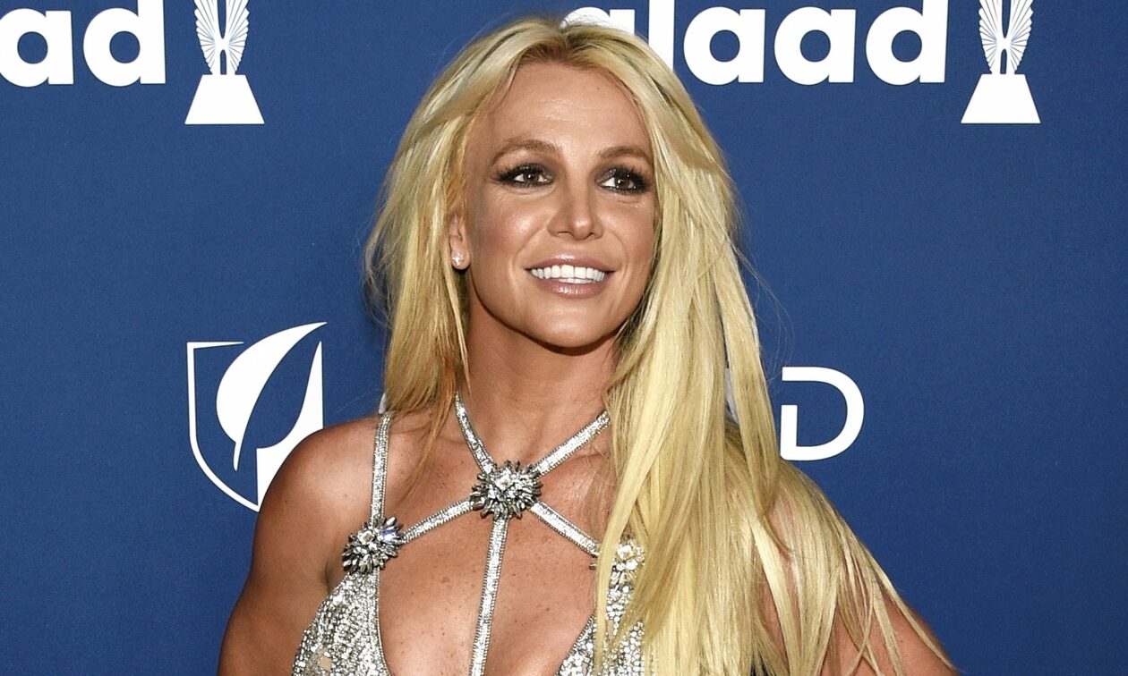 Μπρίτνεϊ Σπίαρς: Αφαίρεσε το περιεχόμενο με τη μητέρα και την αδελφή της από την αυτοβιογραφία της