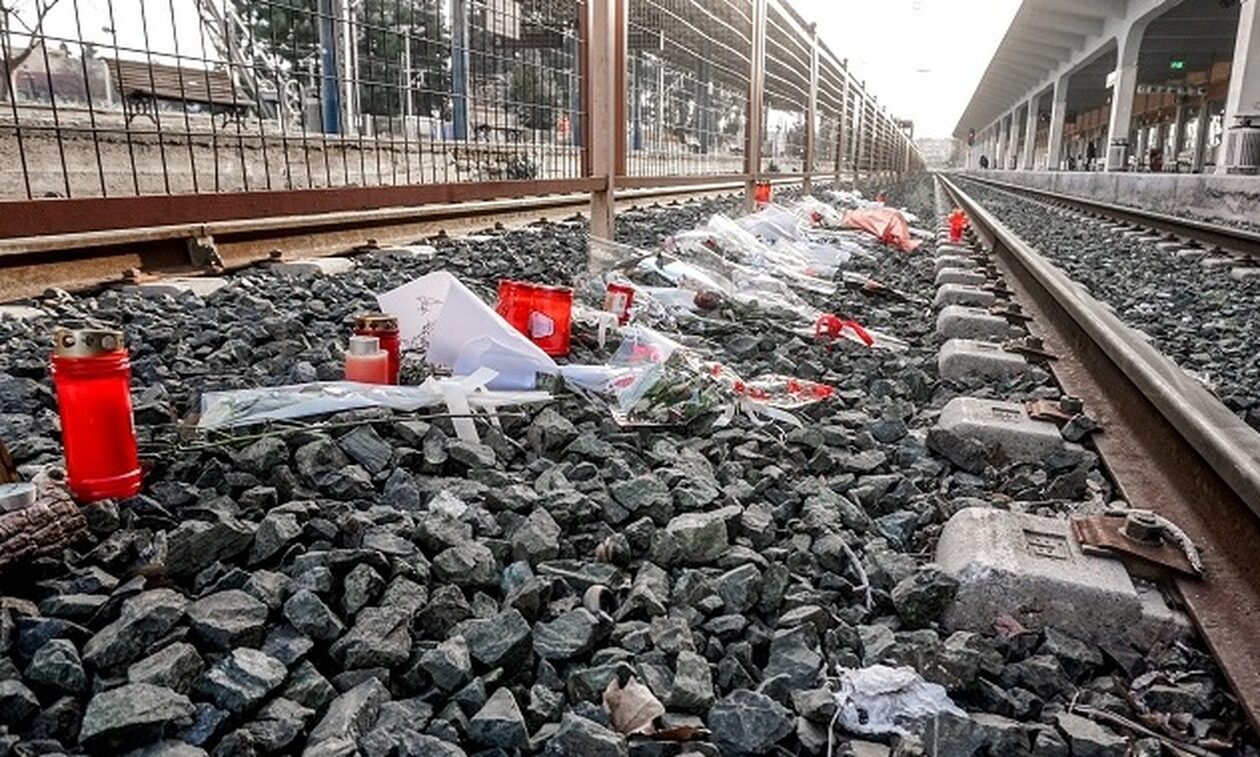 Δυστύχημα στα Τέμπη: Επιτήδειοι προσπαθούν να απασπάσουν χρήματα από συγγενείς θυμάτων