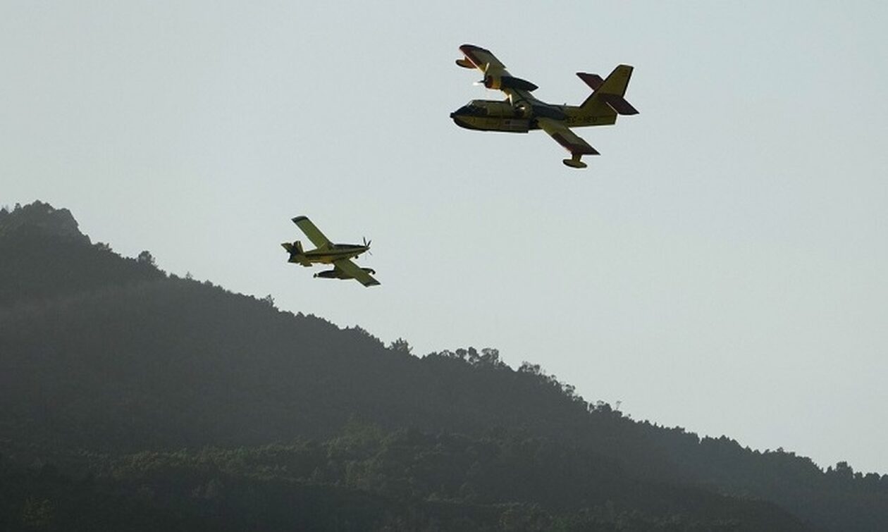 Δώδεκα αεροσκάφη πυρόσβεσης θα αγοράσει η Ευρωπαϊκή Ένωση: Τα δύο θα σταθμεύουν στην Ελλάδα