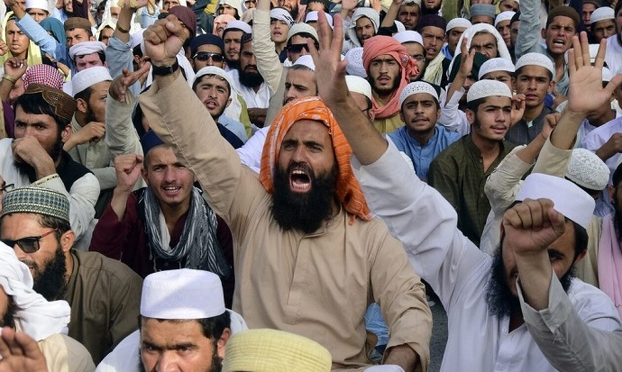 Καύση του Κορανίου στη Σουηδία: Ανησυχεί η κυβέρνηση για ενδεχόμενες «σοβαρές συνέπειες»